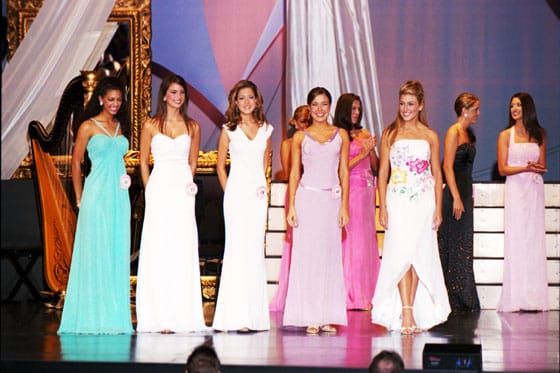 Miss Louisiana Teen USA 2004 top five finalists, including eventual Miss Teen USA Shelley Hennig