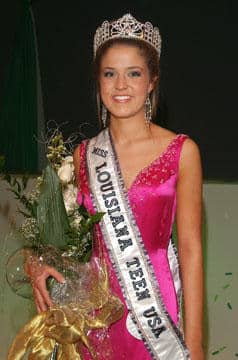 Kelsey Lawson is crowned Miss Louisiana Teen USA 2006