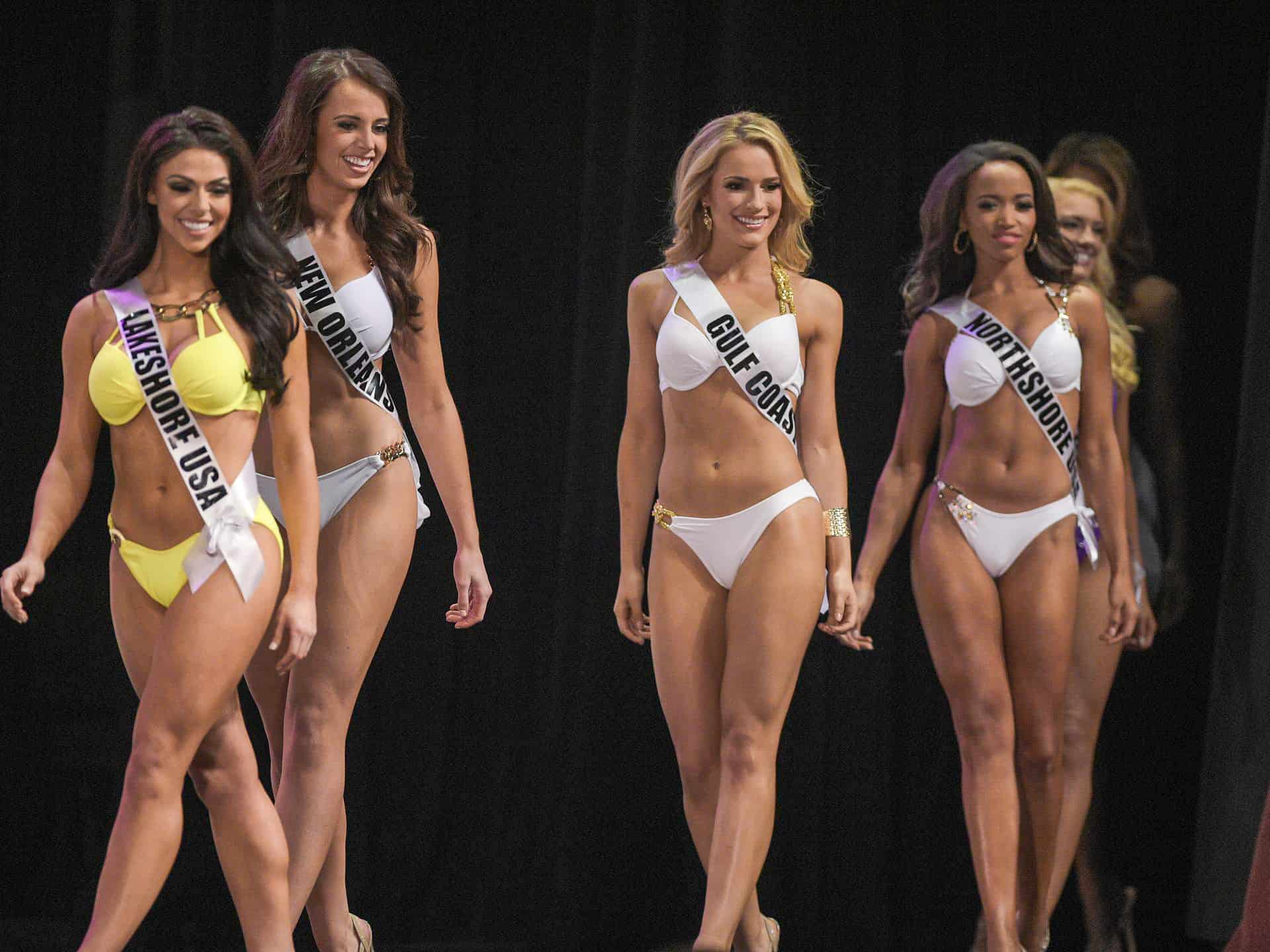 Semi-finalists in swimsuit at Miss Louisiana USA 2015.