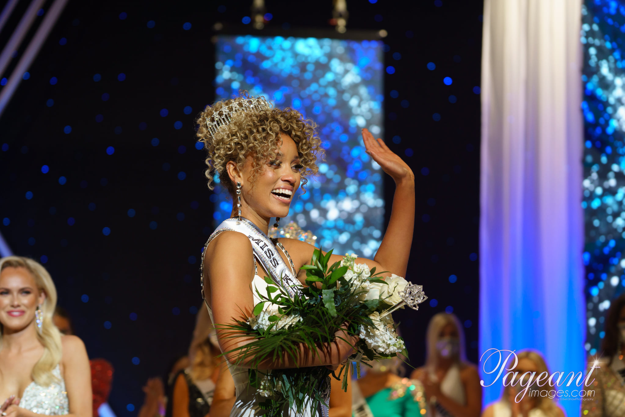 Elle Smith takes her first walk as Miss Kentucky USA 2021