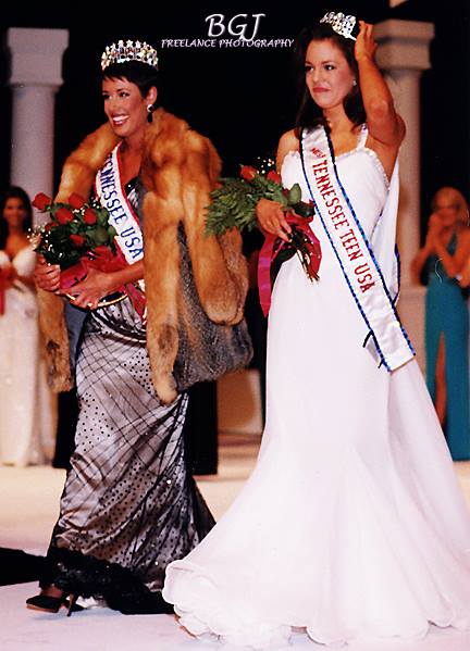 Morgan Tandy High and Rachel Boston take their first walk as Miss Tennessee USA and Teen USA 1999