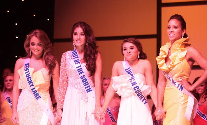 Miss Tennessee Teen USA 2012 finalists await the final announcement
