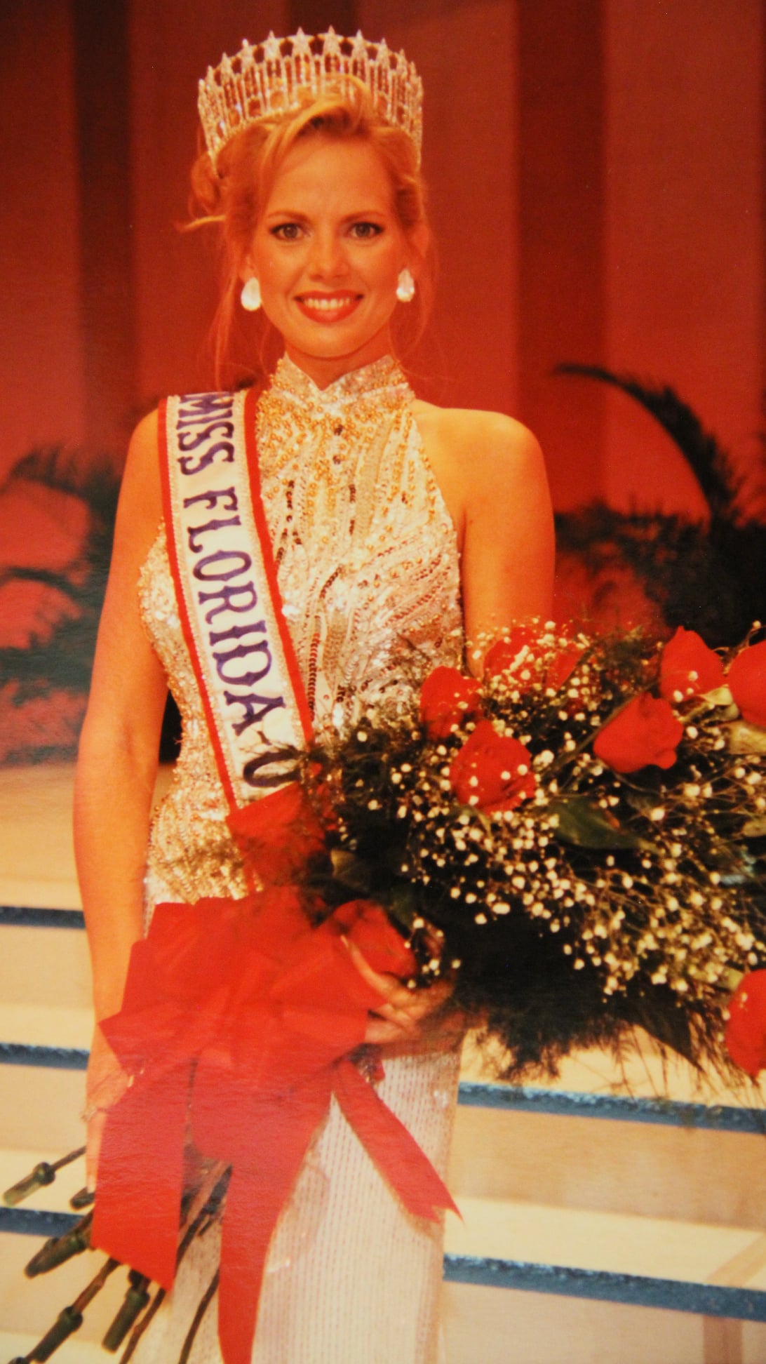 Shannon Depuy is crowned Miss Florida USA 1995