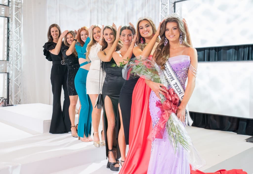 Former titleholders at Miss Mississippi Teen USA 2022