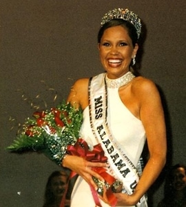 Tara Tucker is crowned Miss Alabama USA 2002