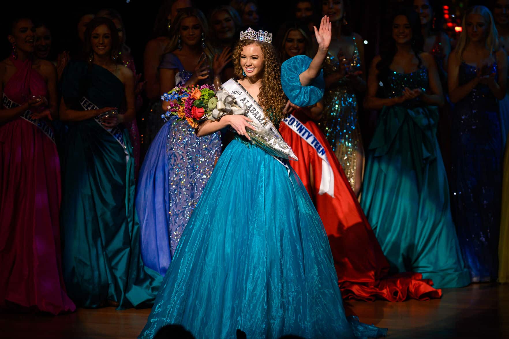 Kensey Collins takes her first walk as Miss Alabama Teen USA 2023