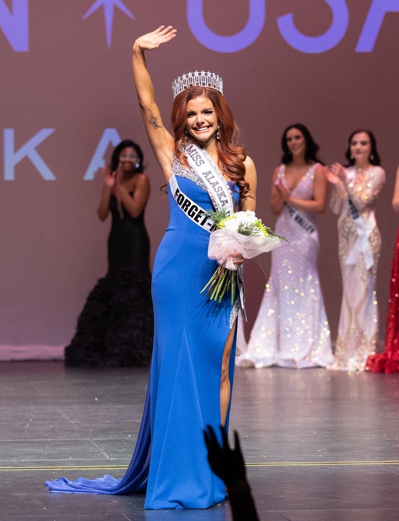 Jordan Naylor takes her first walk as Miss Alaska USA 2023