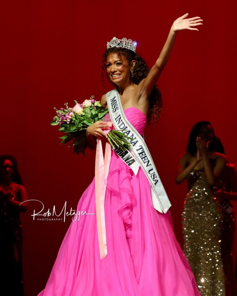 Indiana Crowning Photo Album • Teen 2026