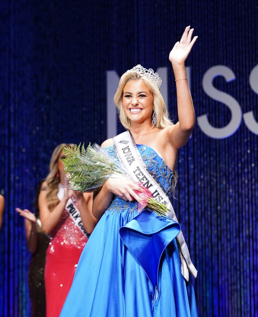 Madeline Erickson takes her first walk as Miss Iowa Teen USA 2023