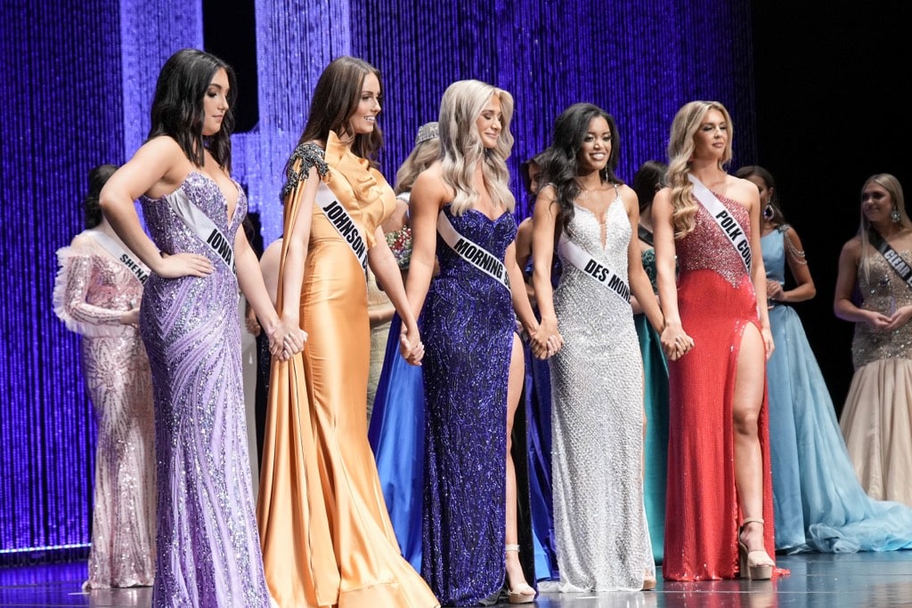 Caitlin Crome, Grace Lynn Keller, Hayley Buettell, McKenzie Kerry and Kaylyn Peel await the announcement of Miss Iowa USA 2023