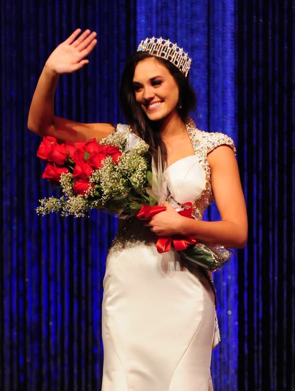 Miss Iowa USA 2015 Taylor Even
