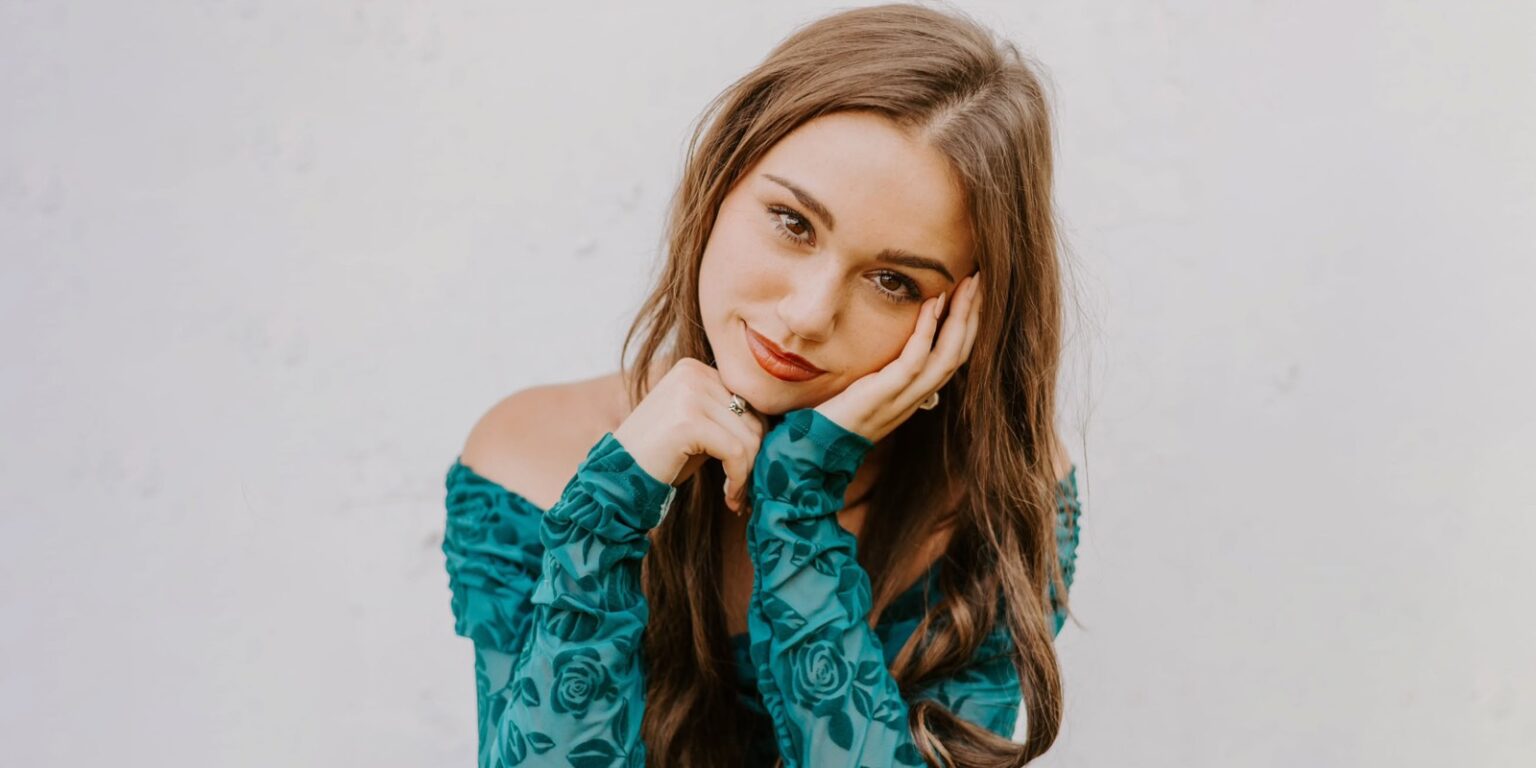 Miss Michigan Teen USA 2025 Eliy Simmer