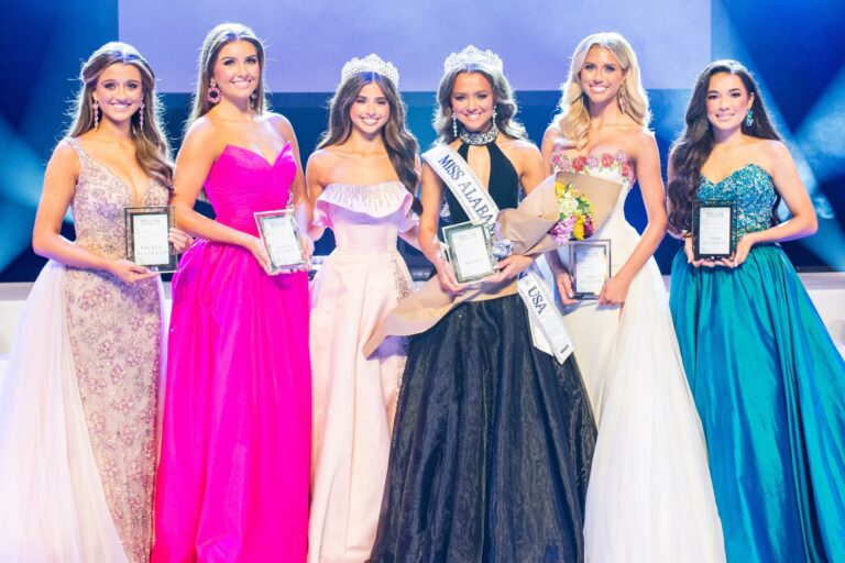 Miss Alabama Teen USA 2025 top five • Lauren Sutherland (4RU), Peyton Whitaker (2RU), Ava LeBlanc (Miss AL Teen USA '24), Britain Fuller (Miss AL Teen USA '25), Addison Hollensworth (1RU), Mary Katherine Akers (3RU)
