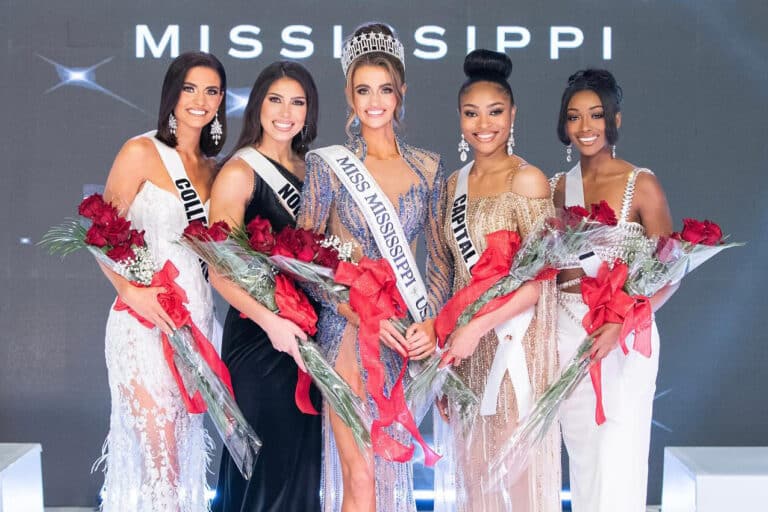 Miss Mississippi USA 2024 top five • Zoe Bigham (3RU), Maddi Lambert (1RU), Kaylee Brooke McCollum (Miss MS USA), Krystle Hughes (2RU), Jada Kelly (4RU)