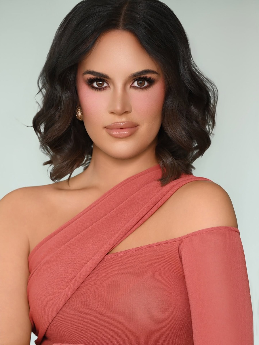 Miss-Nebraska-USA-2026-Emily-Lenser-%E2%
