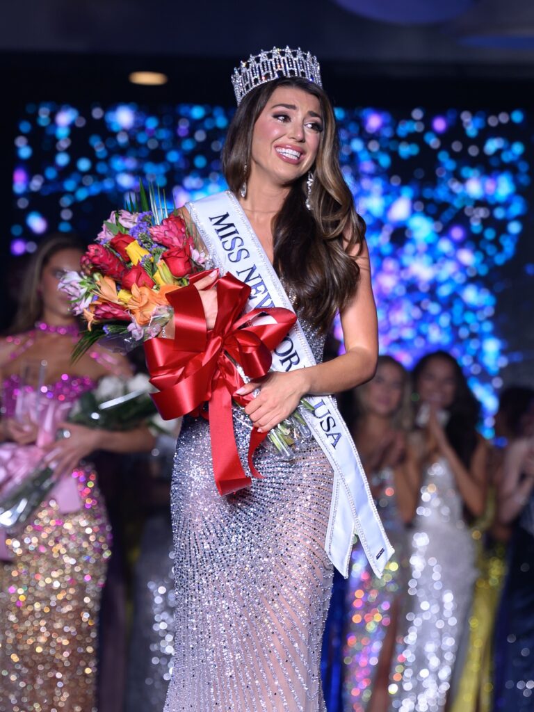 Christiana DiNardo takes her first walk as Miss New York USA 2025
