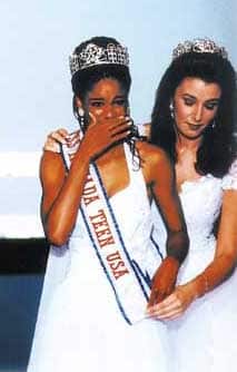 Victoria Franklin is crowned Miss Nevada Teen USA 1998