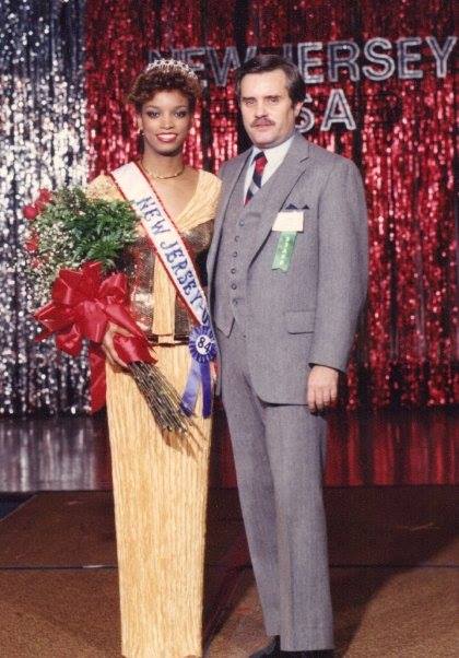 Lisa Summerour-Perry is crowned Miss New Jersey USA 1986