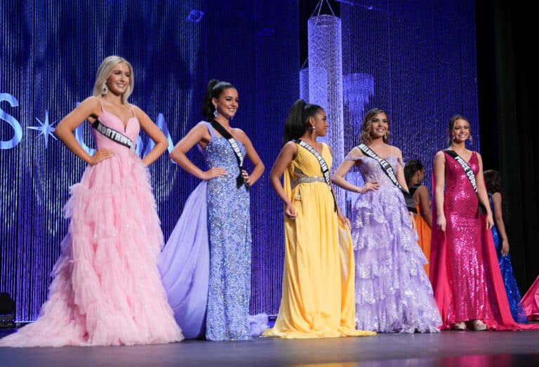 Emmaline Stegeman, Shelby Hohneke, Izel Smyth, E’mera Harris and Olivia Negri are announced as the top five at Miss Wisconsin Teen USA 2023