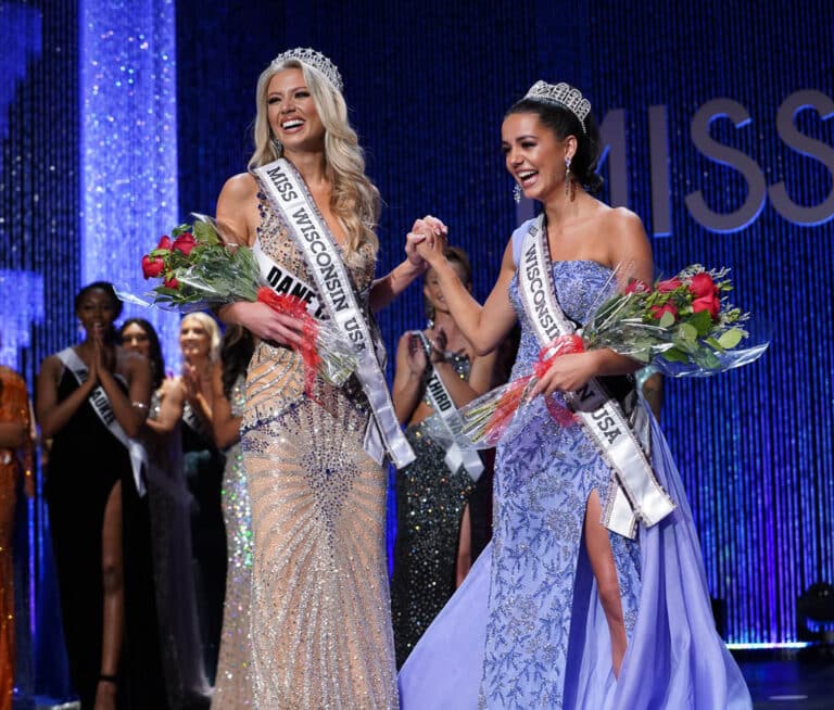 Alexis Loomans and Shelby Hohneke take their first walk as Miss Wisconsin USA 2023 and Miss Wisconsin Teen USA 2023